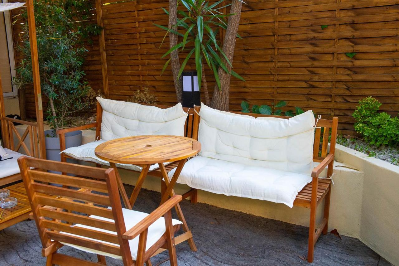 Auberge De Jeunesse Hi Nice Les Camelias Екстериор снимка